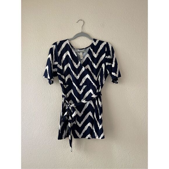 No Brand Tops - Maternity chevron print wrap blouse